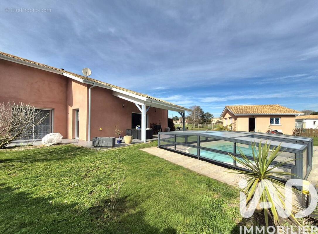 Photo 1 - Maison à GRAYAN-ET-L'HOPITAL