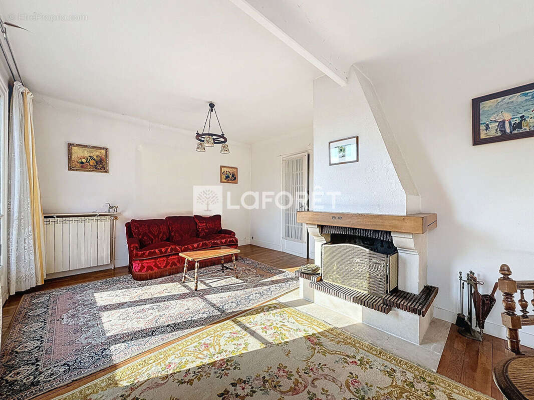 Maison à CHAMPIGNY-SUR-MARNE