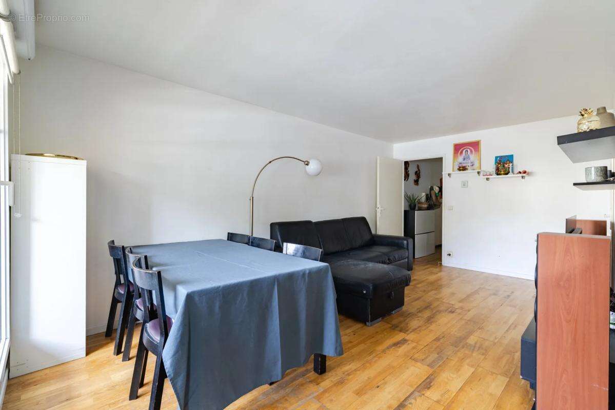 Appartement à MORANGIS