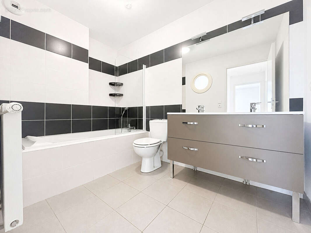 Appartement 4 pièces en duplex de 89m² + Jardin de 450m² + Garage ! SAINT-SIMON - photo 9