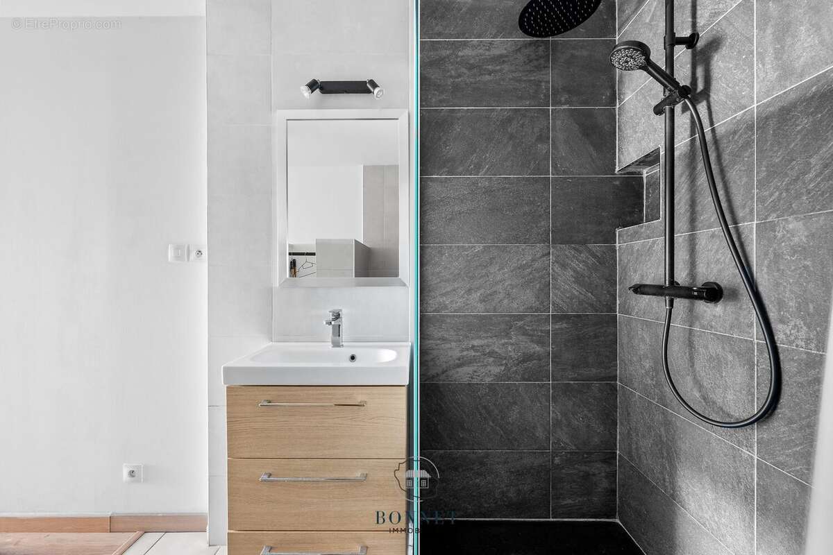 Appartement à SAINT-DENIS