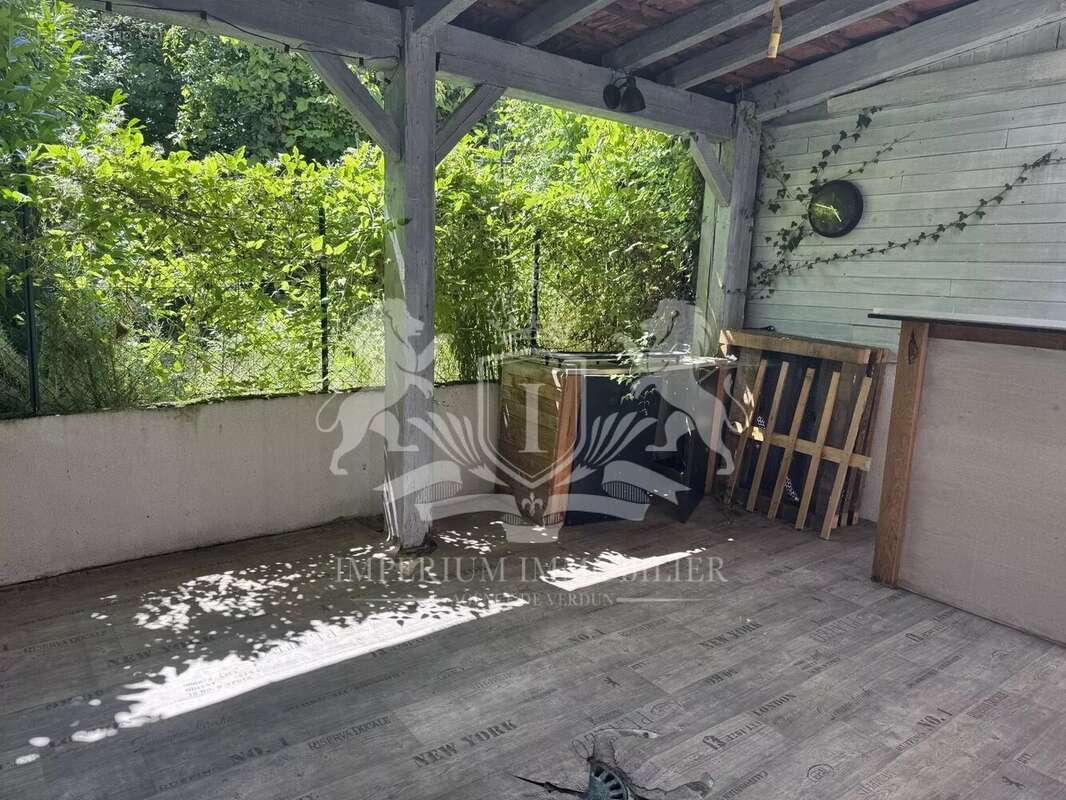 Maison à BELLEVILLE-SUR-MEUSE