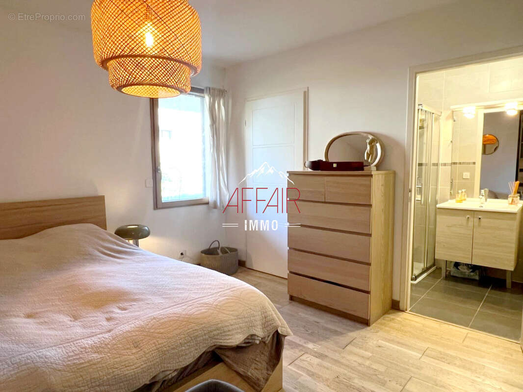 Appartement à NEYDENS