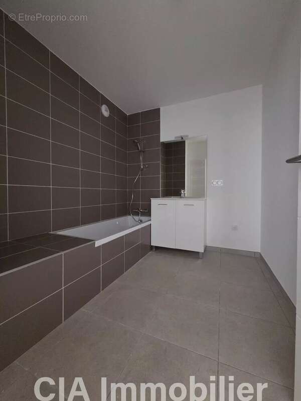 Appartement à BONNEVILLE