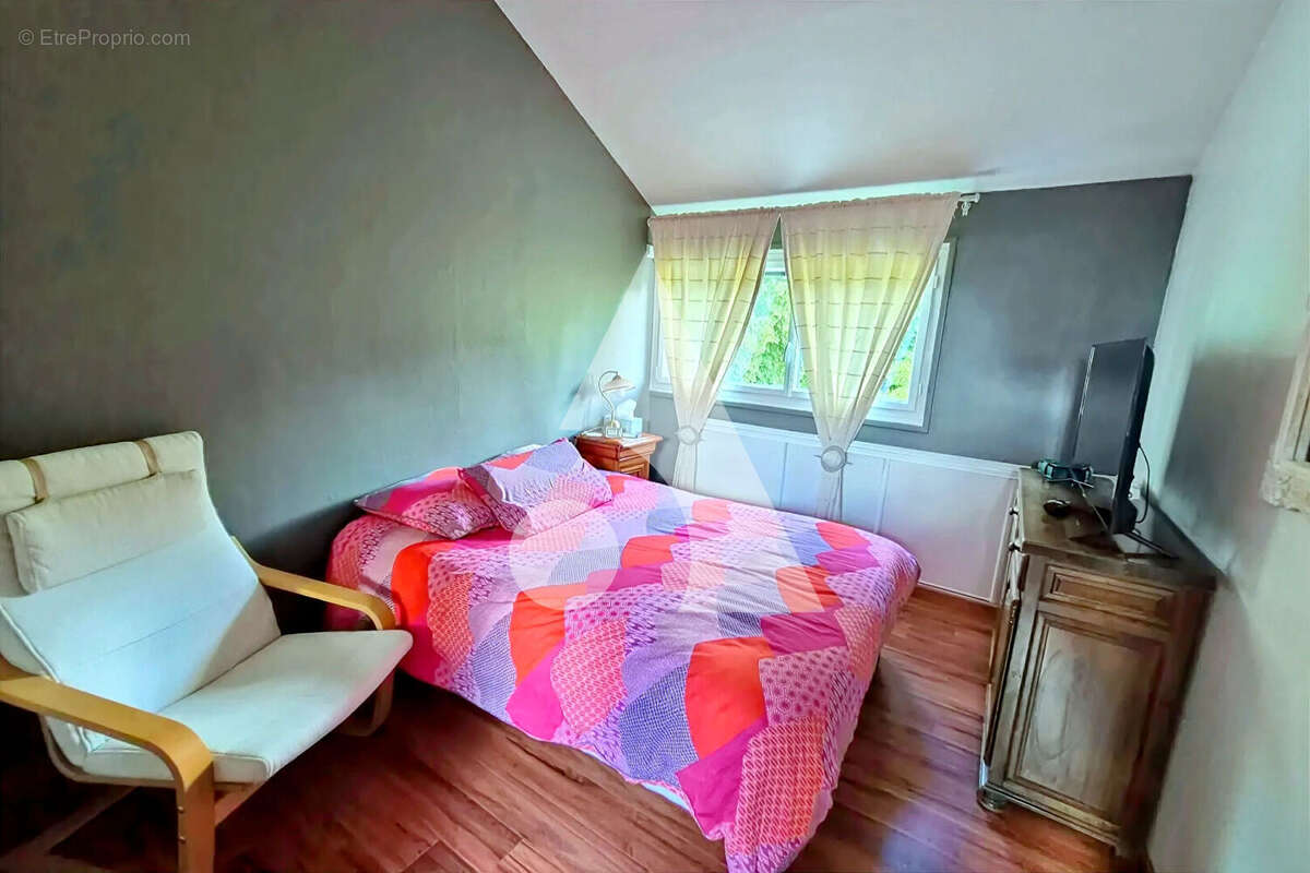 Maison  8 pièce(s) 140 m2 - photo 8