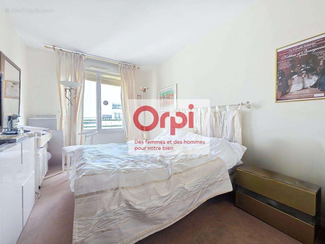 Appartement à ISSY-LES-MOULINEAUX