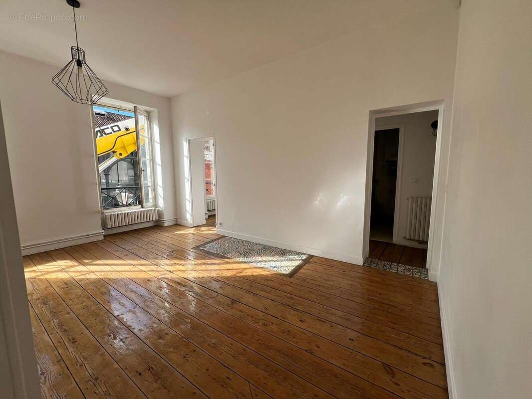 Photo 8 - Appartement à VILLENEUVE-SUR-LOT