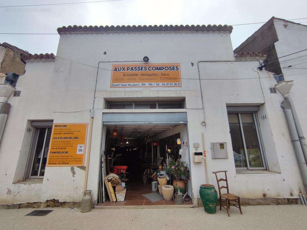 Commerce à PEZENAS