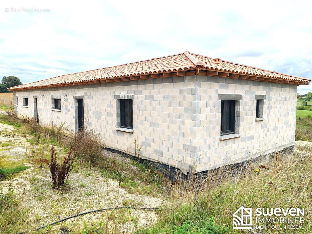 Maison 163 m² à Lilhac  - photo 2