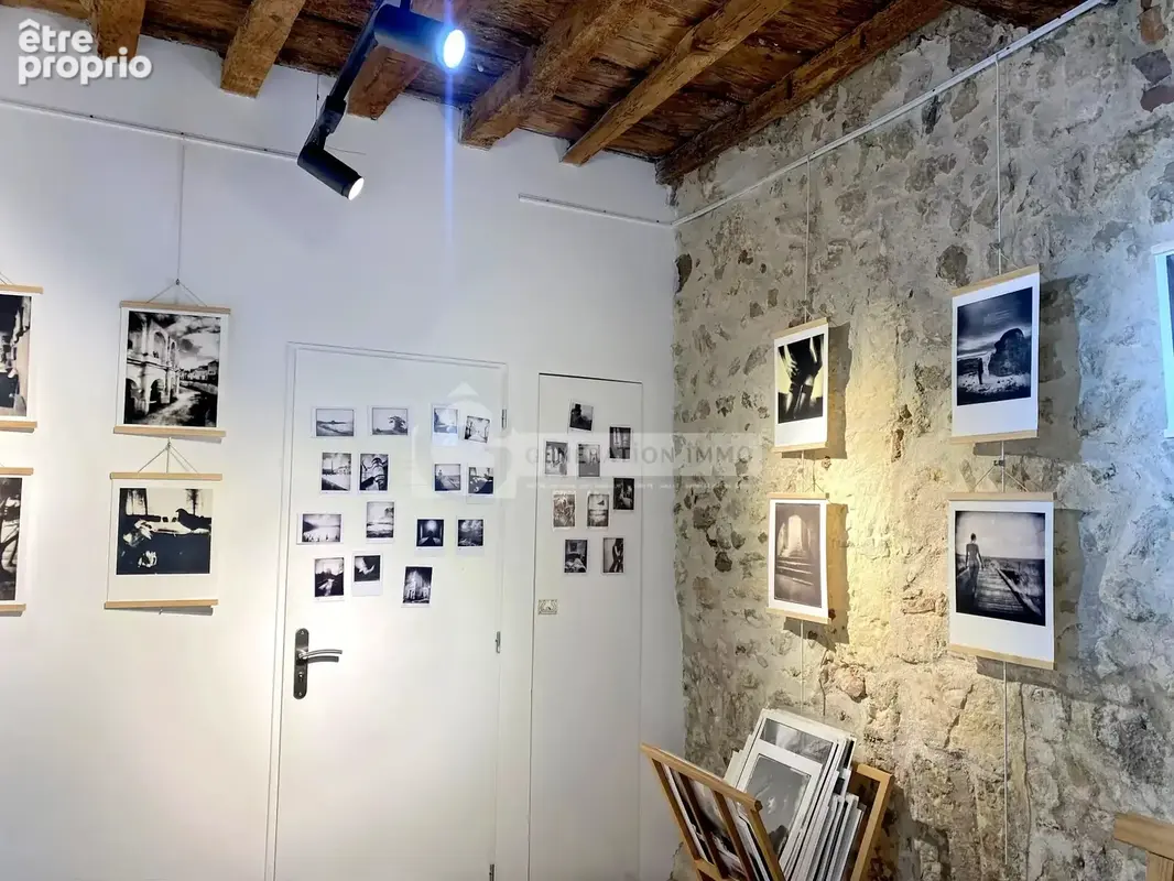 Maison de 65 m² à vendre dans le centre historique d'Arles - photo 2