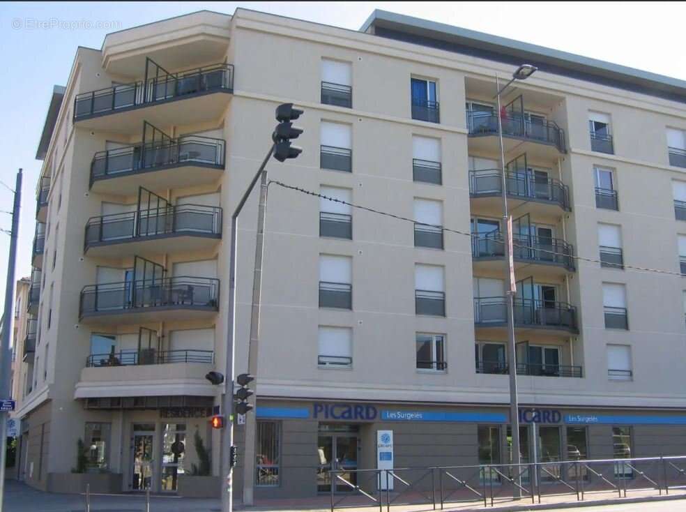 Appartement à BRON