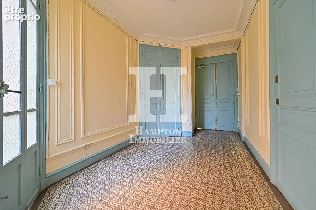 Exclusivité Rue Mariotte / Batignolles. Chambre de 8.24 m2 et 12,15m² au sol - photo 3