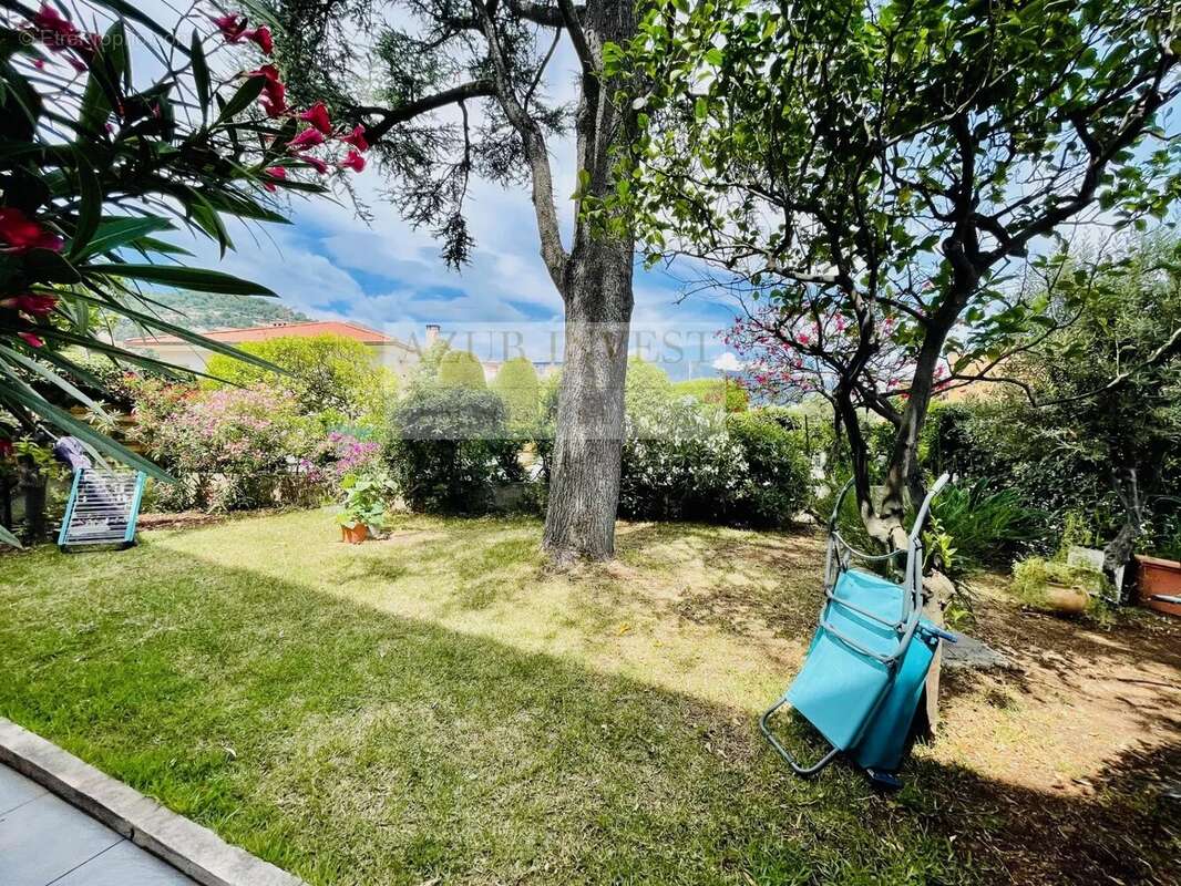 Appartement à ROQUEBRUNE-CAP-MARTIN
