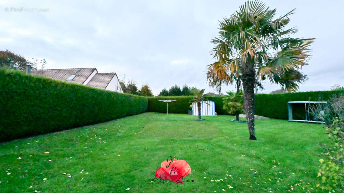 Maison à BEUZEVILLE-LA-GRENIER