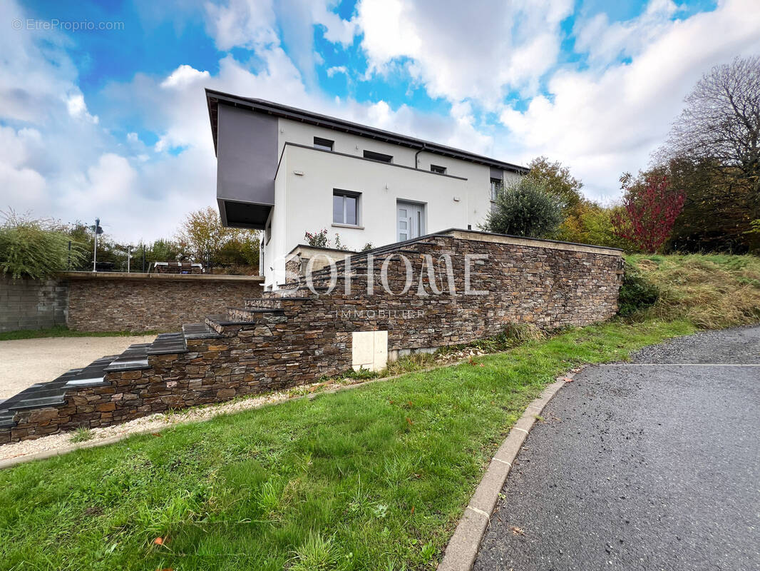 Maison à LES MAZURES