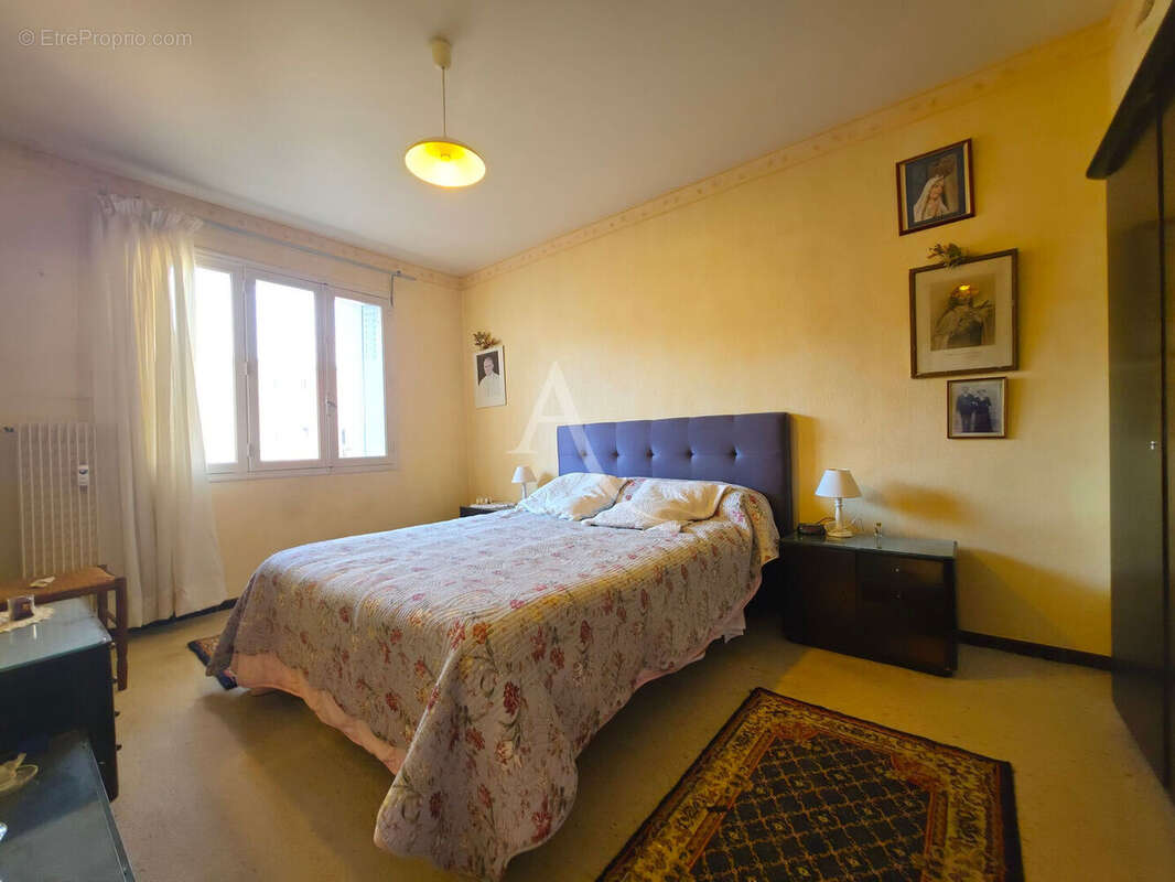 Appartement 87 m² - 3 chambres - Terrasse et cellier et parking - photo 10