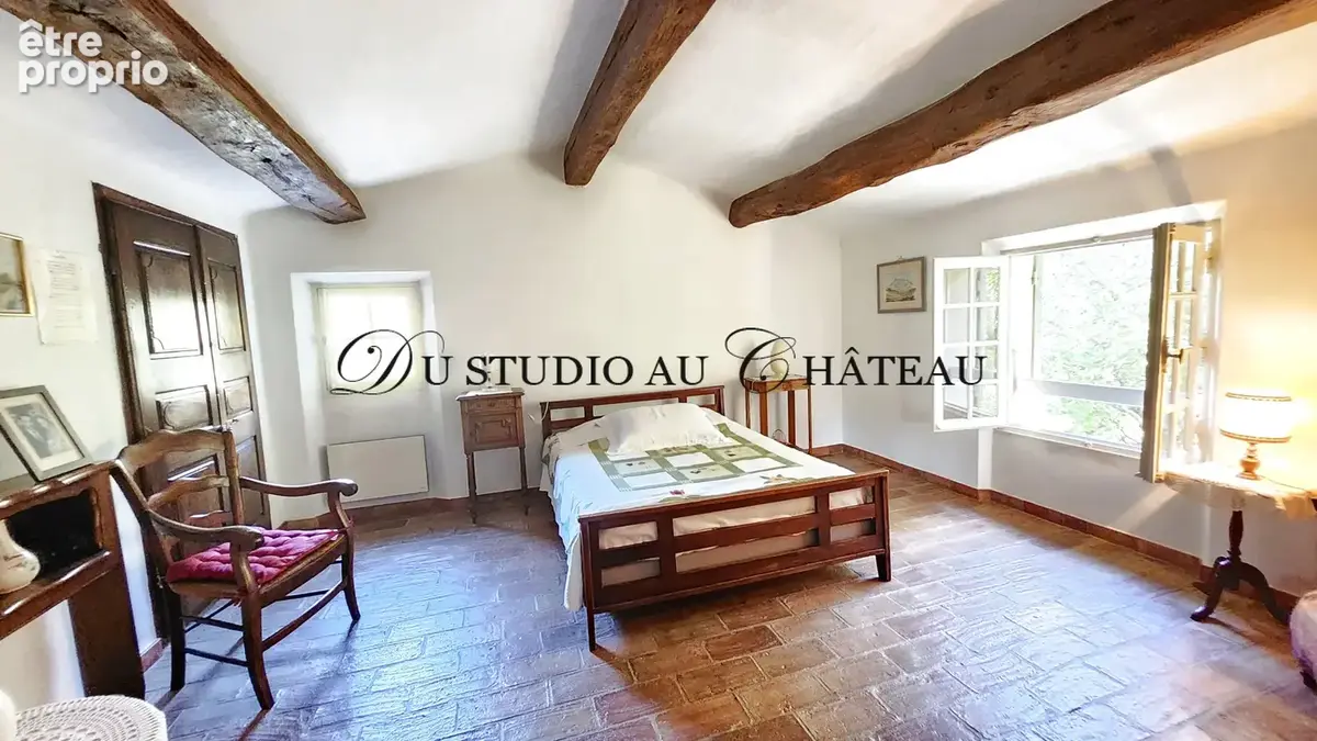 Aix en Provence, belle bastide traditionnelle avec garage sur  5000M2 sans vis-à-vis, la campagne à la ville - photo 19