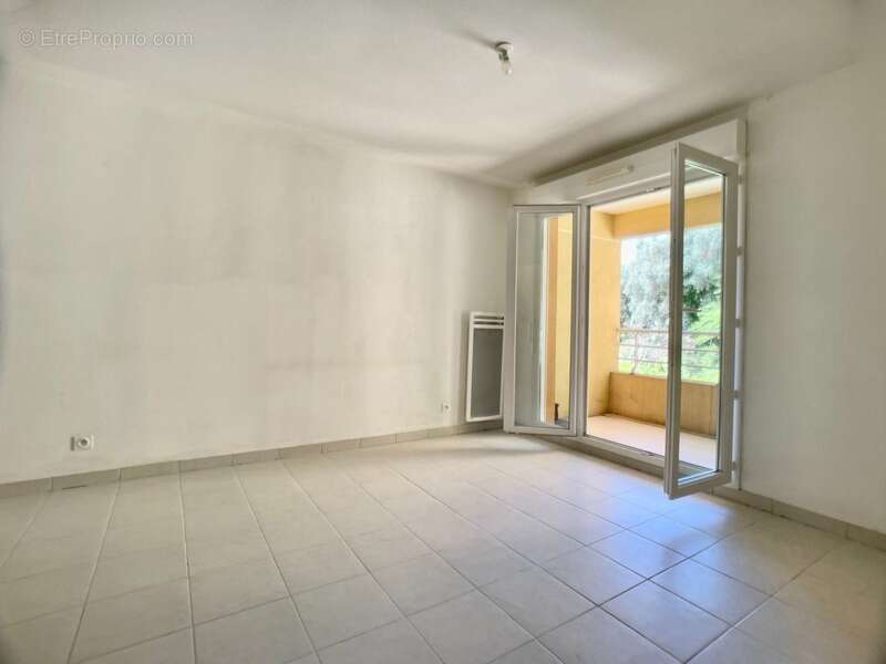 Appartement à SAINT-ANDRE-DE-LA-ROCHE