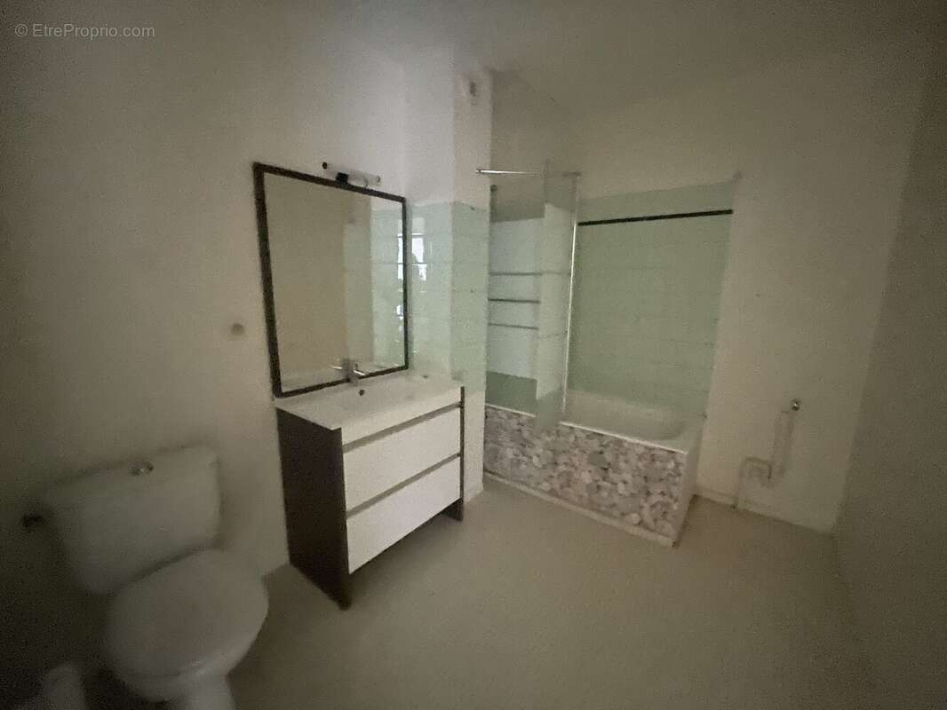 Appartement à ROMANS-SUR-ISERE