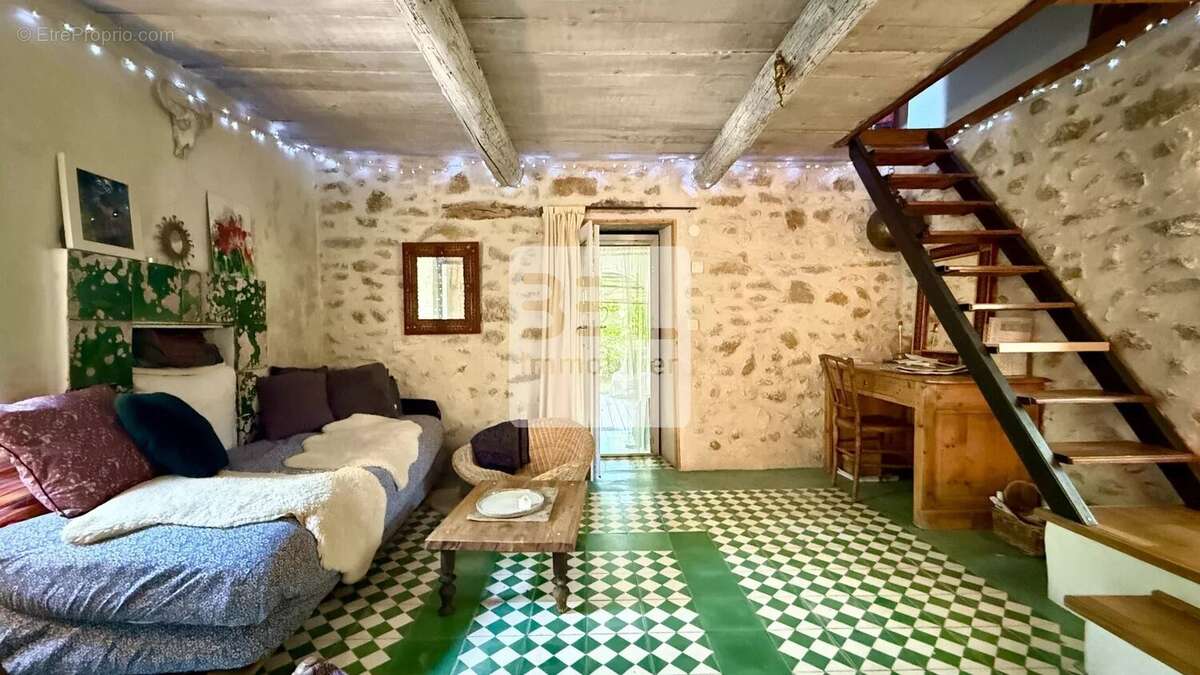 Maison à UZES