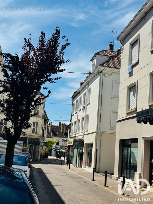 Photo 2 - Appartement à MONTEREAU-FAULT-YONNE