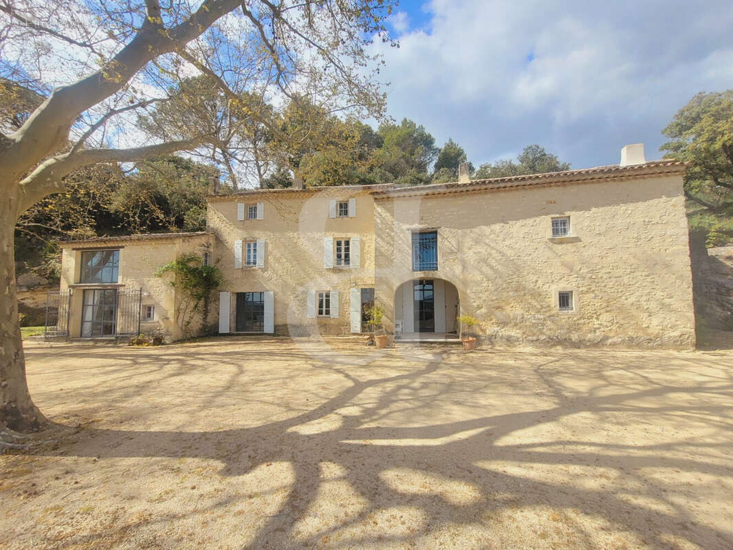 Maison à GRIGNAN