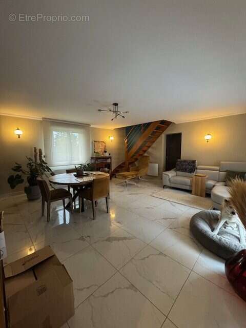 Maison à NOGENT-L&#039;ARTAUD