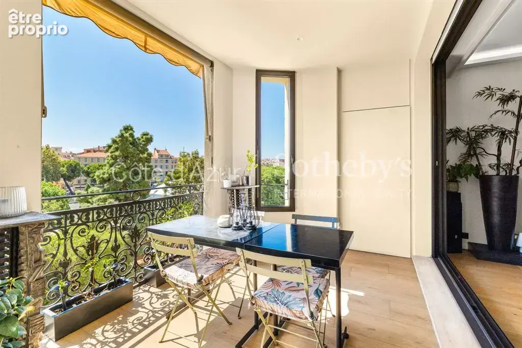 Nice Coulée Verte, Grand Hôtel : appartement 4 pièces rénové avec terrasse - photo 8