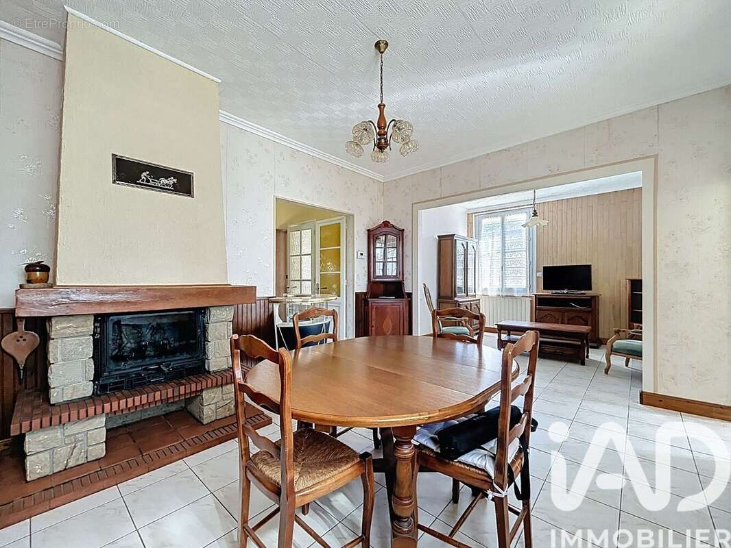 Photo 2 - Maison à MONTPON-MENESTEROL