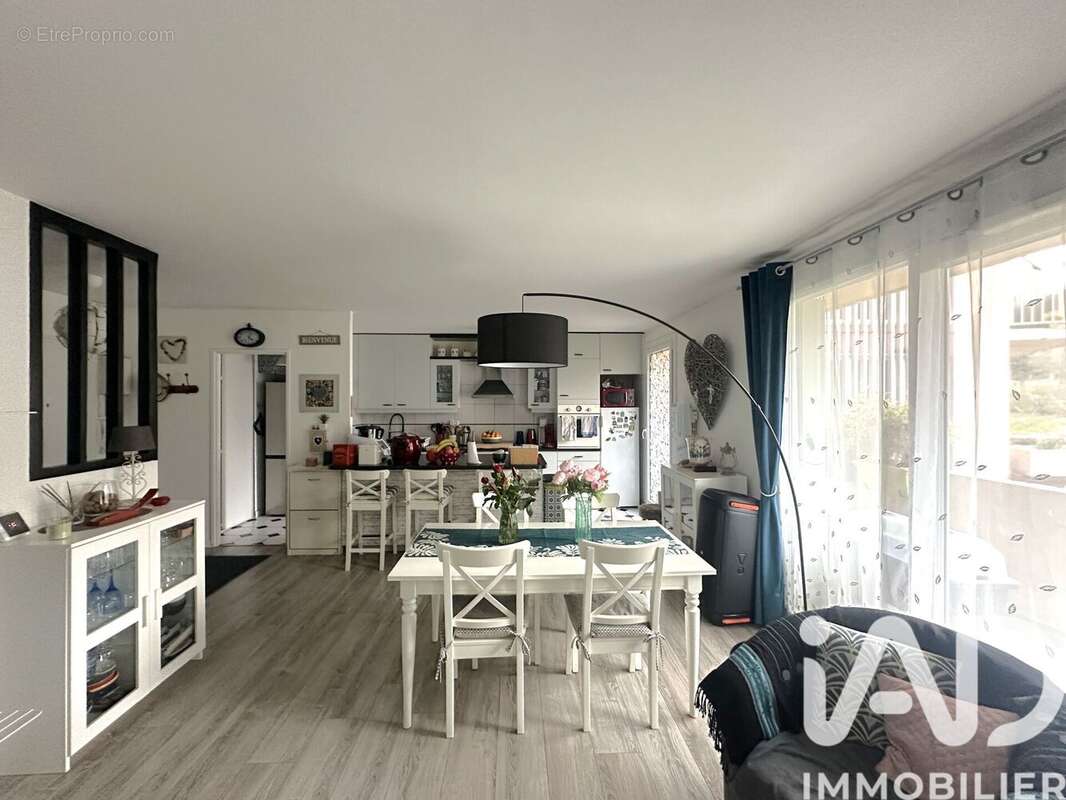 Photo 3 - Appartement à VILLEBON-SUR-YVETTE