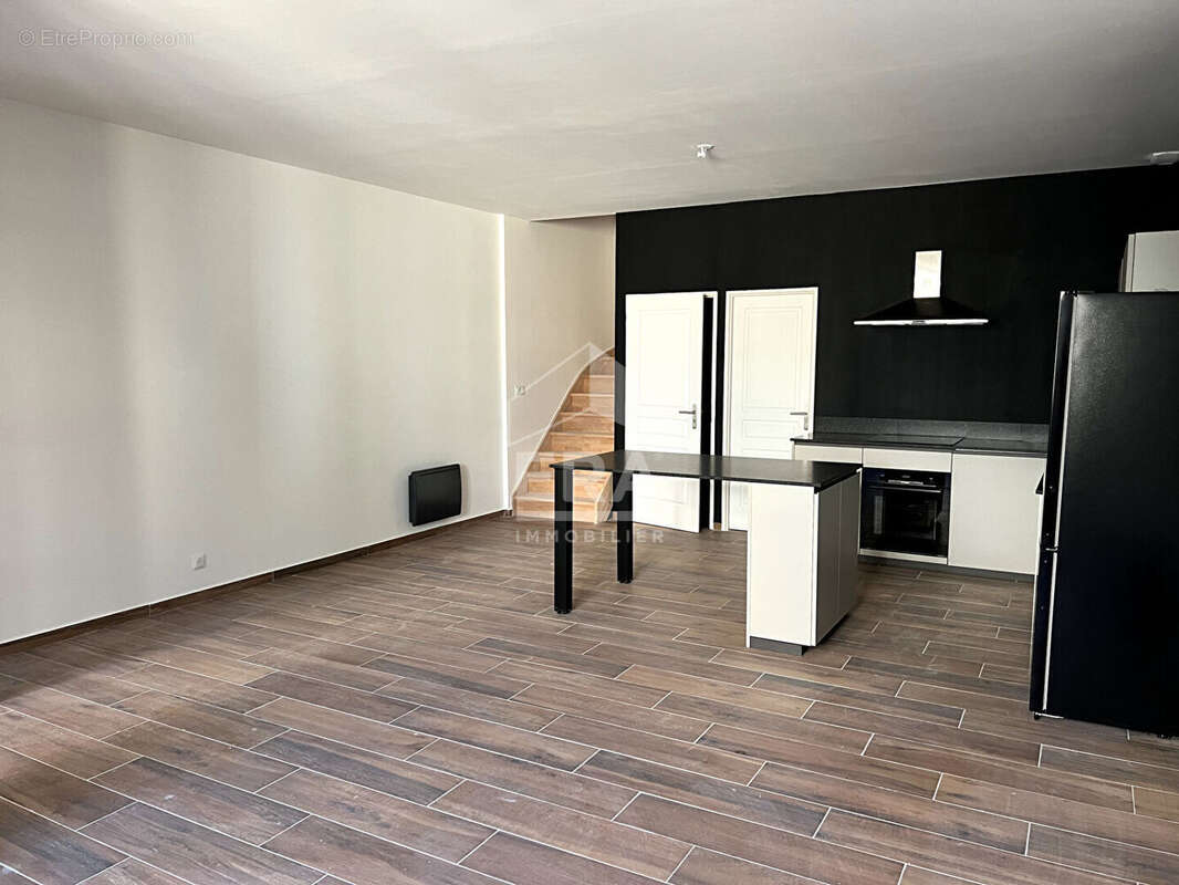 Appartement à BYANS-SUR-DOUBS