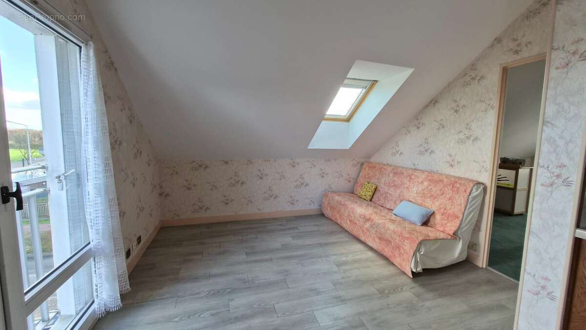 Appartement à LARDY