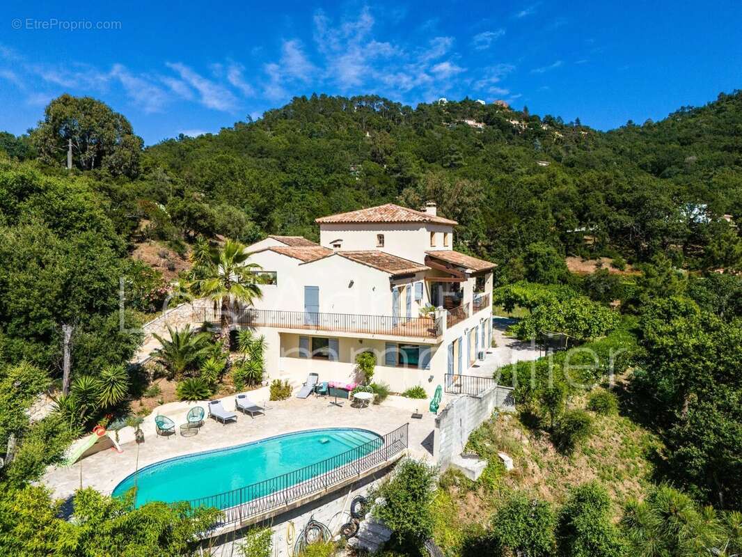 Maison à LES ADRETS-DE-L'ESTEREL