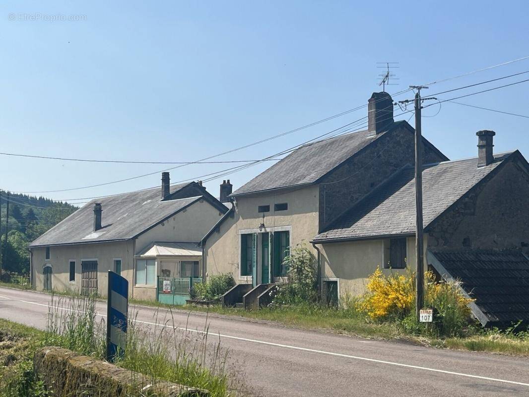 Maison à CHISSEY-EN-MORVAN