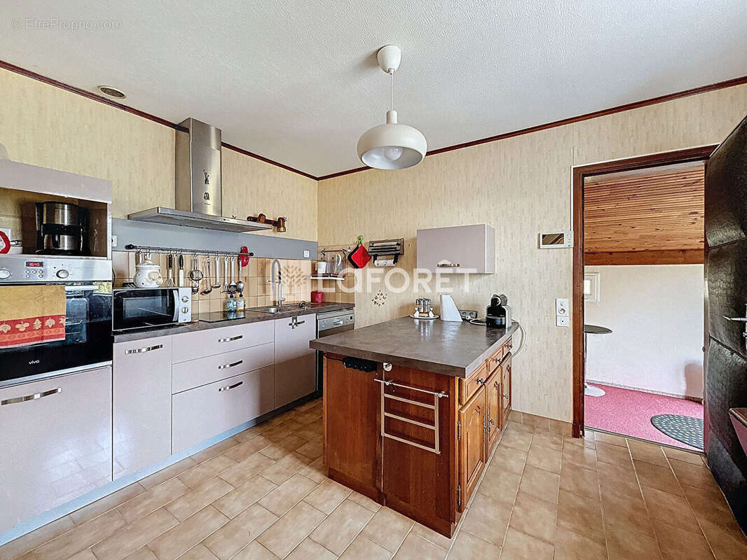 Maison à MONTBARTIER