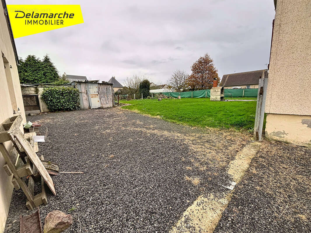 Maison à ISIGNY-LE-BUAT