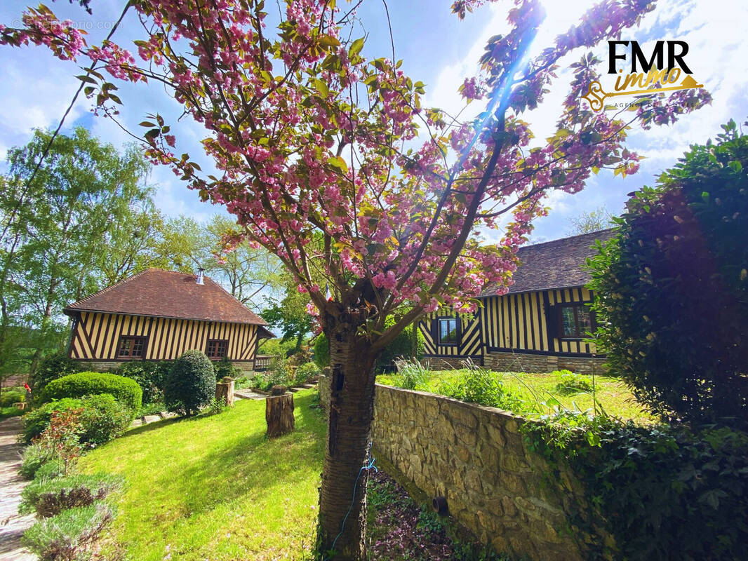 Appartement à SAINT-PIERRE-SUR-DIVES