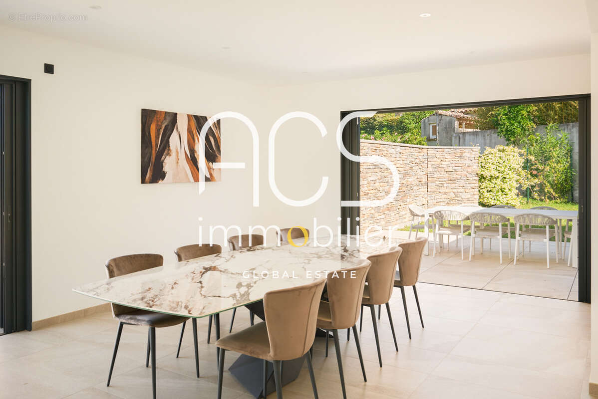 Vente Villa-Loft 5 pièces Gassin - 5 min St Tropez et plages à pied - photo 6