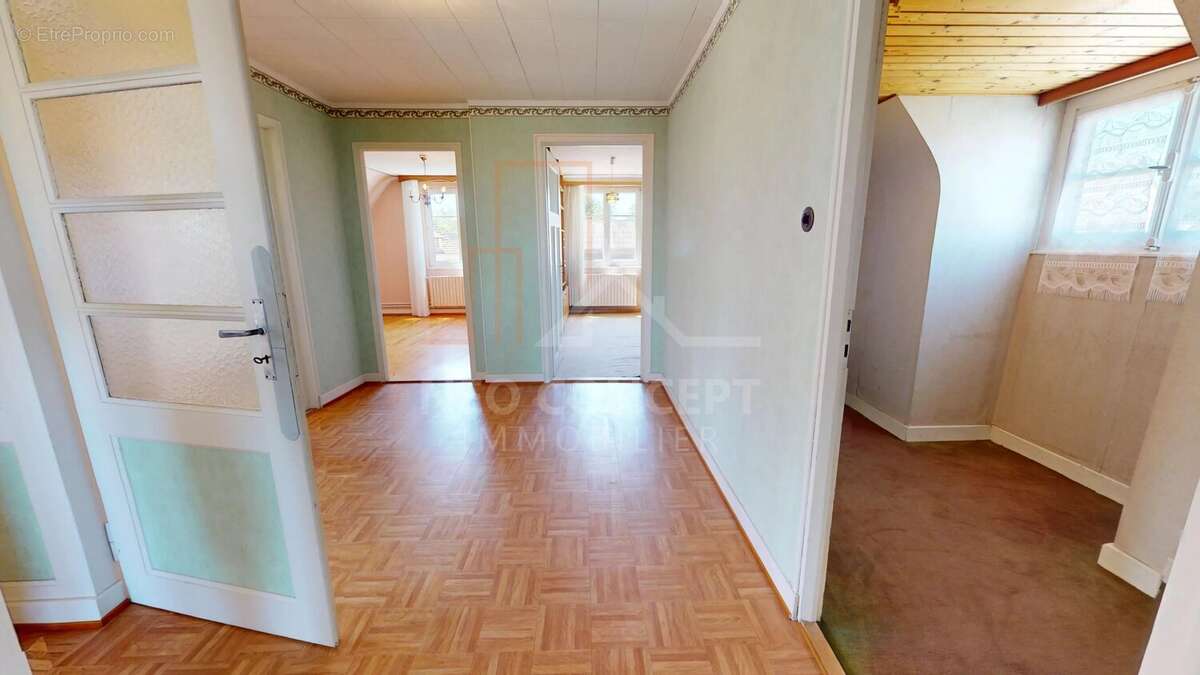 Maison à STUNDWILLER