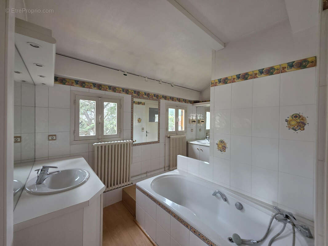 Maison à CHAMALIERES