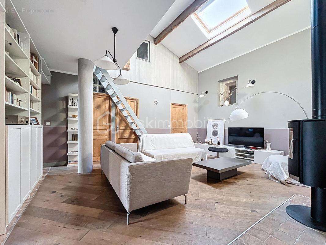 Maison à LUNEL-VIEL