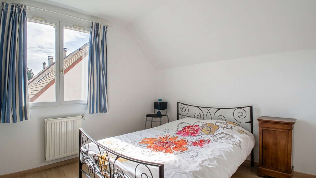 Maison à MARCOUSSIS