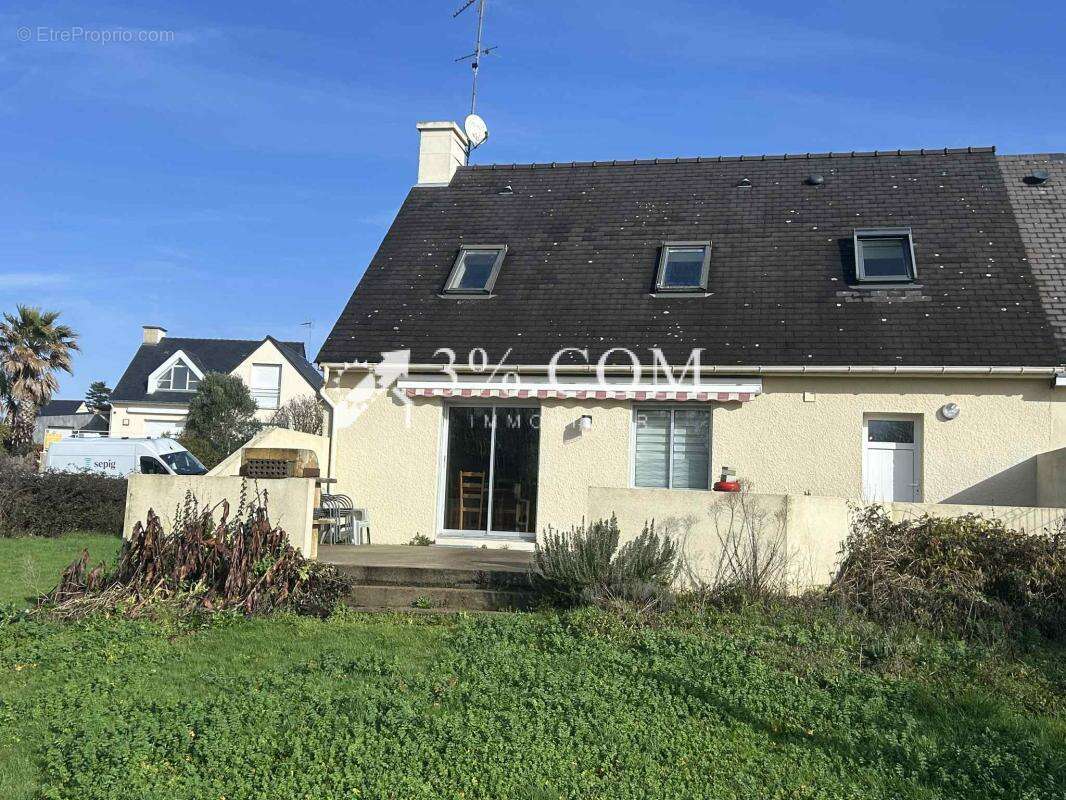 Maison à LA TURBALLE