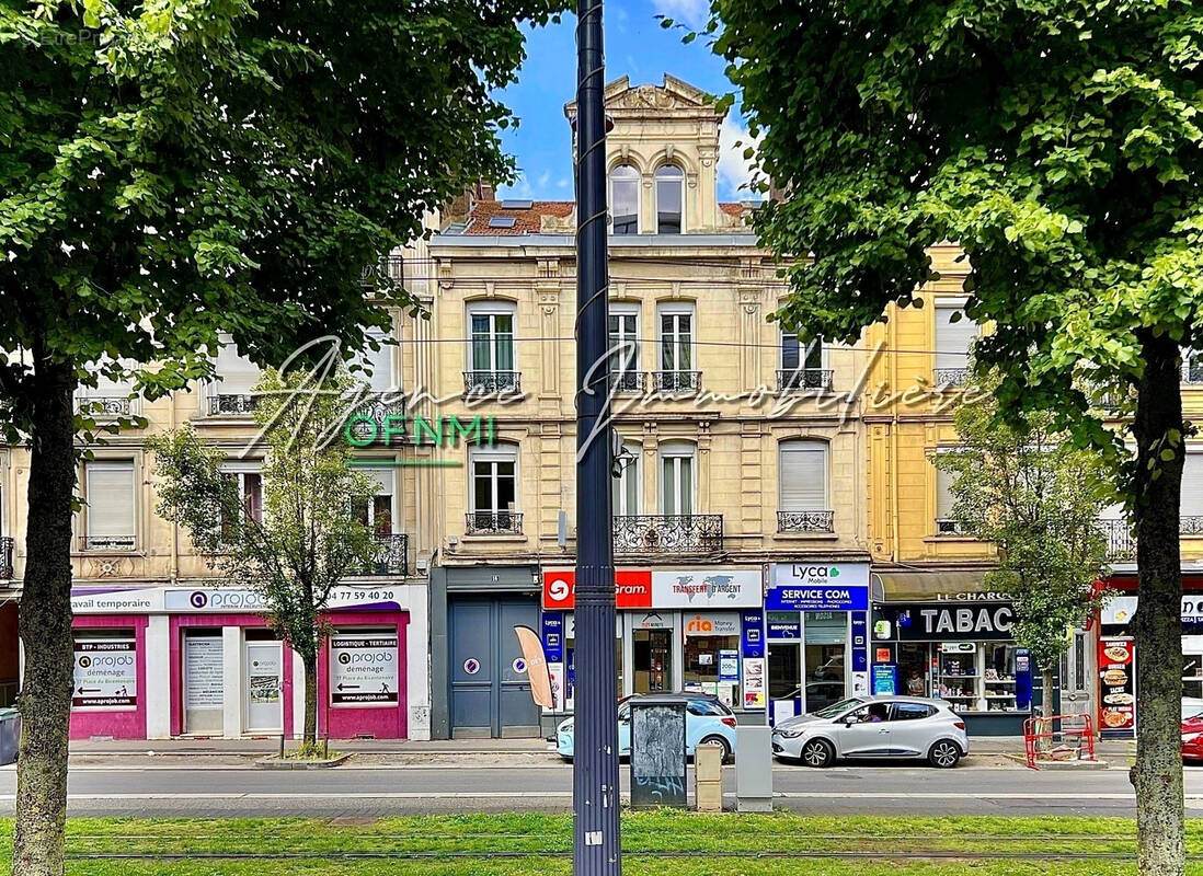Appartement à SAINT-ETIENNE