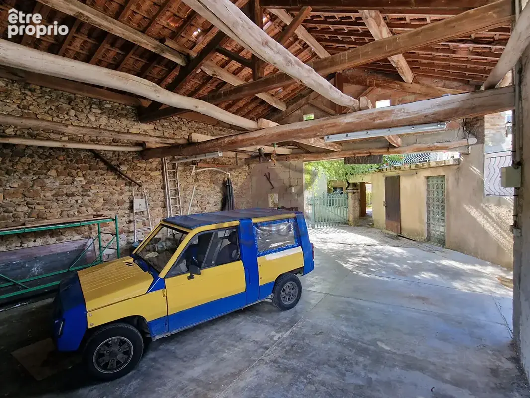 Maison en pierres avec hangar et piscine - photo 16