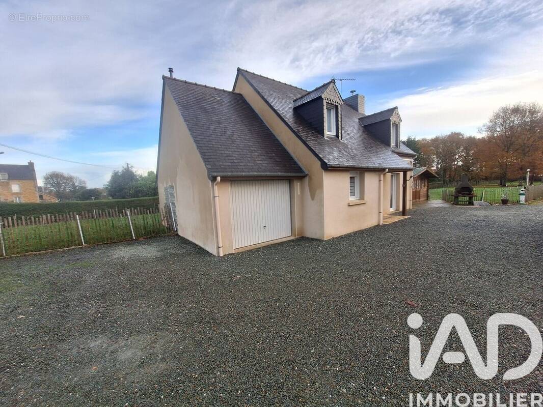 Photo 1 - Maison à LANGUENAN