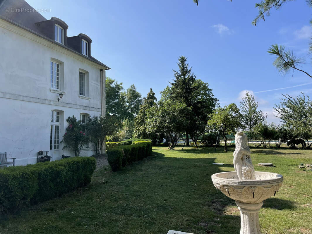 Maison à BRETEUIL