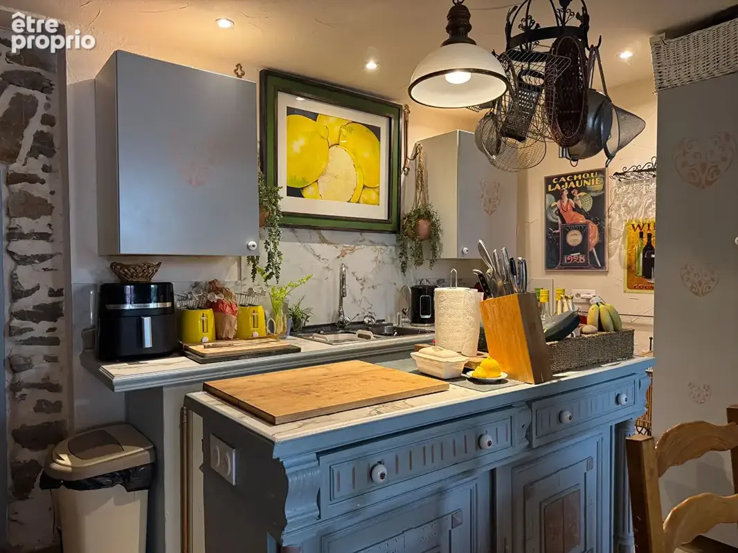 Maison rénovée de 115 m² avec jardin arboré et belle vue ? Laval-de-Cère - photo 2