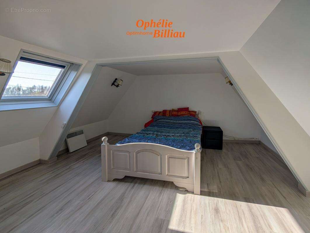 Semi plain pied Steenbecque  – Longère rénovée 4 chambres – Grand garage individuel - photo 11