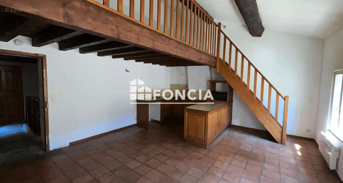 Appartement à UZES